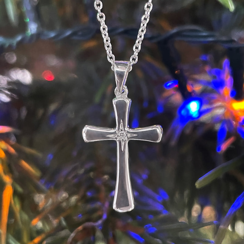 Diamond Set Vintage 18ct White Gold Cross Pendant